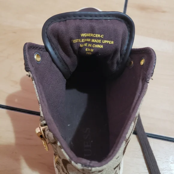 Guess sneakers for women size 6.5. - Picture 6 of 7